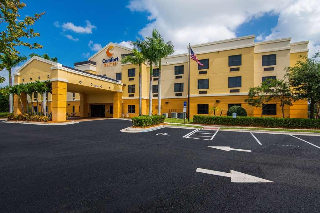 Comfort Suites Vero Beach I-95 Εξωτερικό φωτογραφία